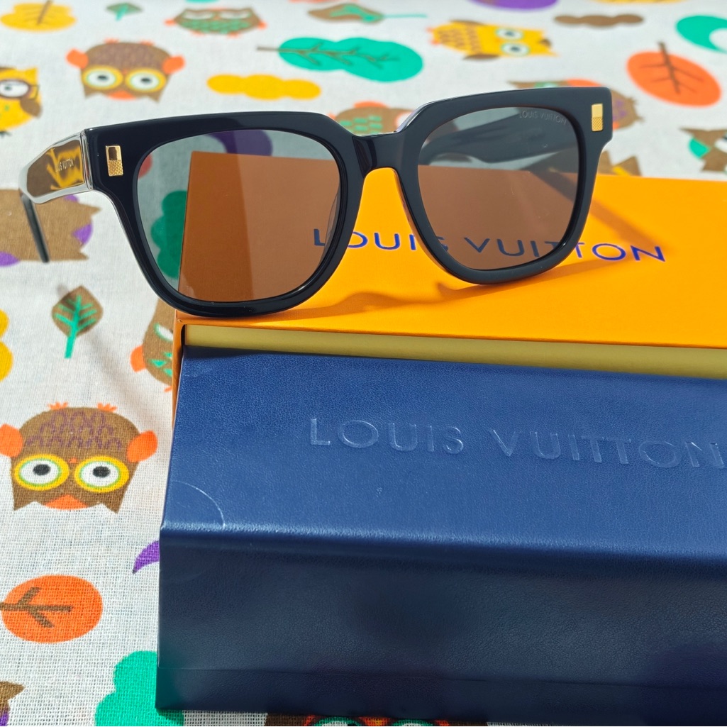 Louis Vuitton Black Frame Sunglasses With Brown Lenses And Gold Accents